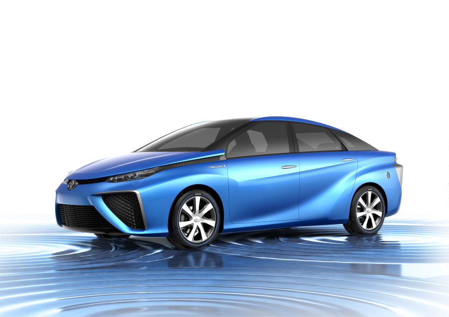 Toyota начнет производство водородных автомобилей в декабре