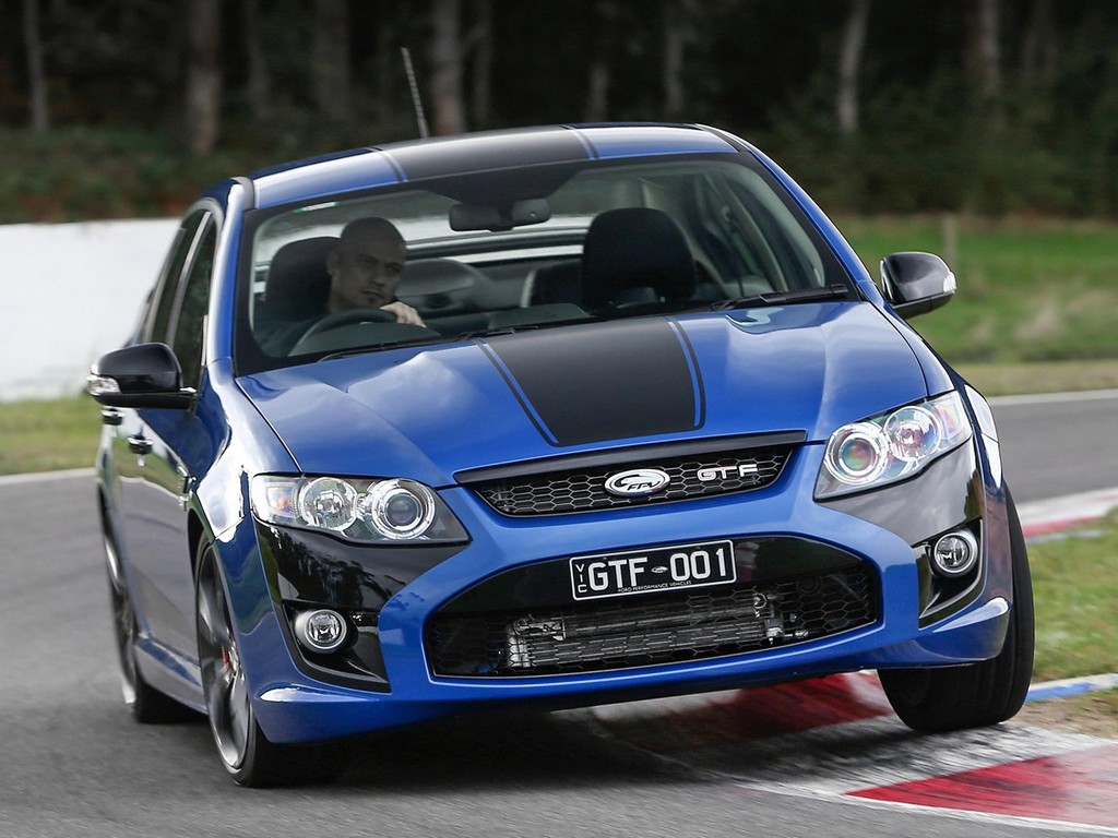 Ford Performance Vehicles показывает седан GT F и Pursuit Ute
